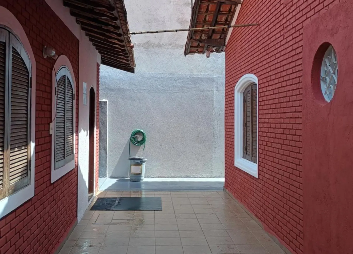 Pousada Hostel Sao Jose Dos Campos Jacarei/Cacapava/Taubate Bed & Breakfast